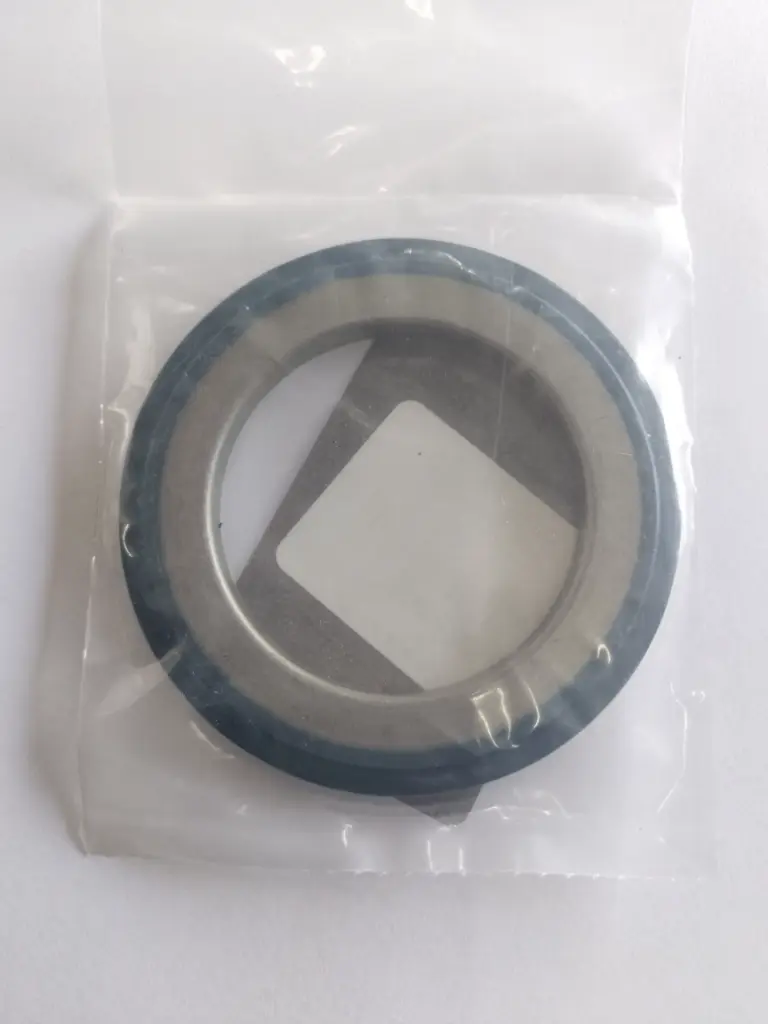 RETEN PARA EJE DELANTERO JOHN DEERE 310G 4X2 AR26480