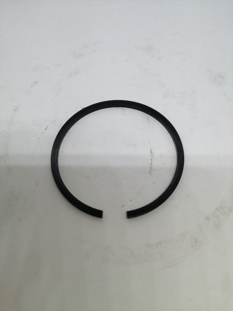 CIRCLIP PARA EJE TRASERO JCB 214  821/00209