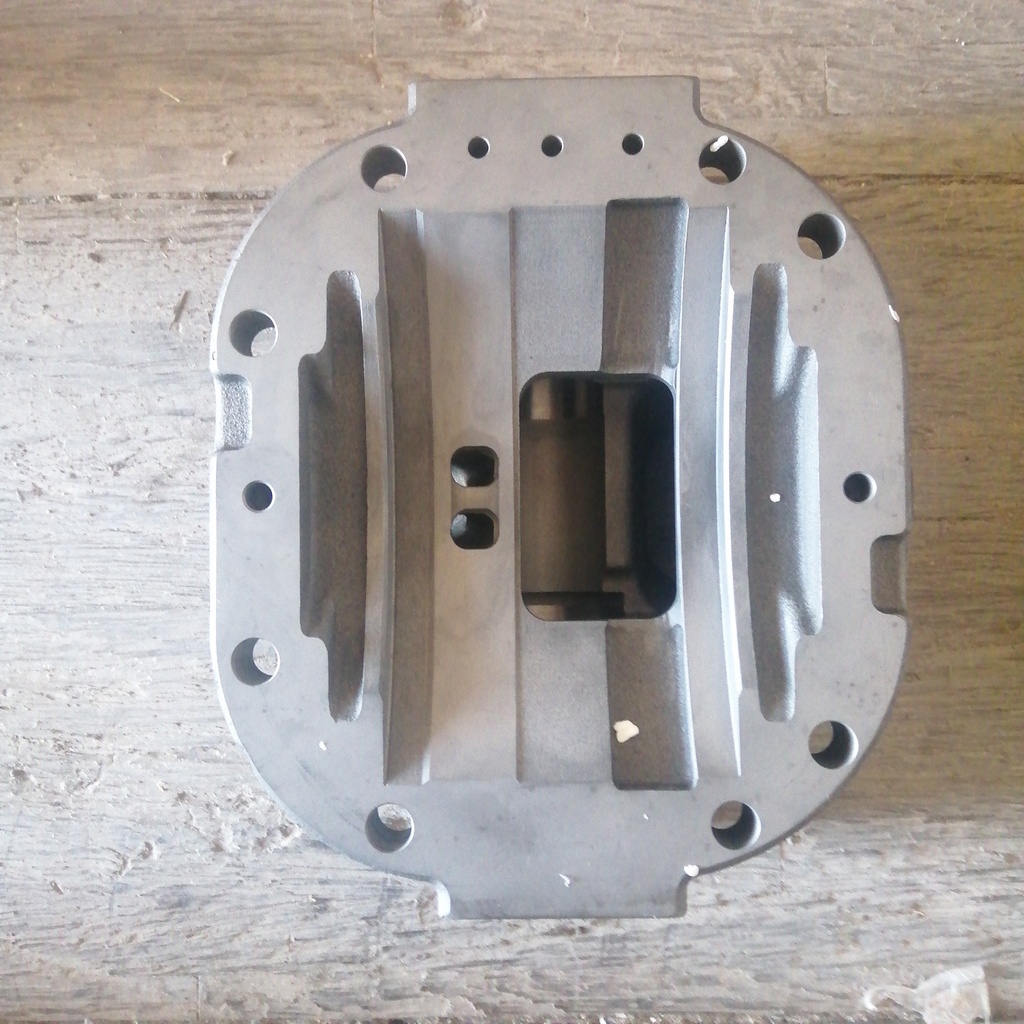 TAPA CARCASA PARA BOMBA JOHN DEERE 330CLC 1022441