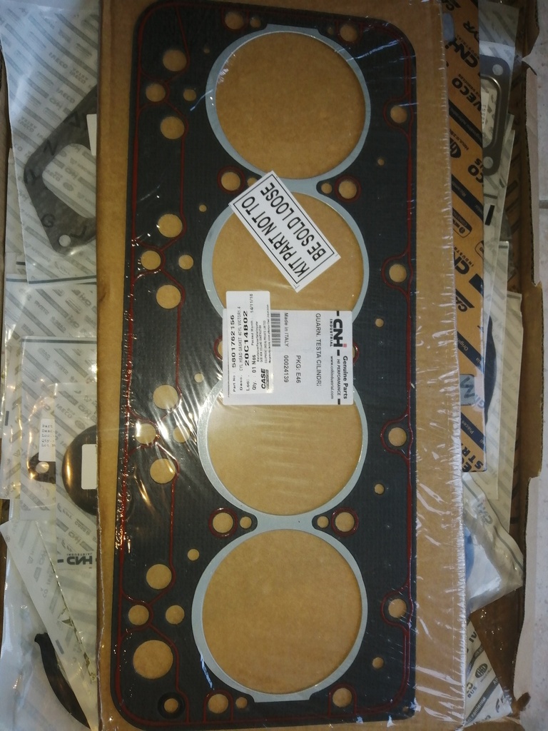 SET DE EMPAQUES MOTOR PARA CASE 770EX 851EX (no incluye reten delantero ni trasero) 73347070