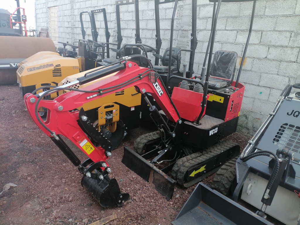 2024 VICSEC VC13C MINIEXCAVADORA 1 TON NUEVA, MOTOR 420CC A GASOLINA, AUXILIAR HIDRÁULICO PARÁ IMPLEMENTOS, BOTE DE 40 CMS, ORUGAS DE HULE.
