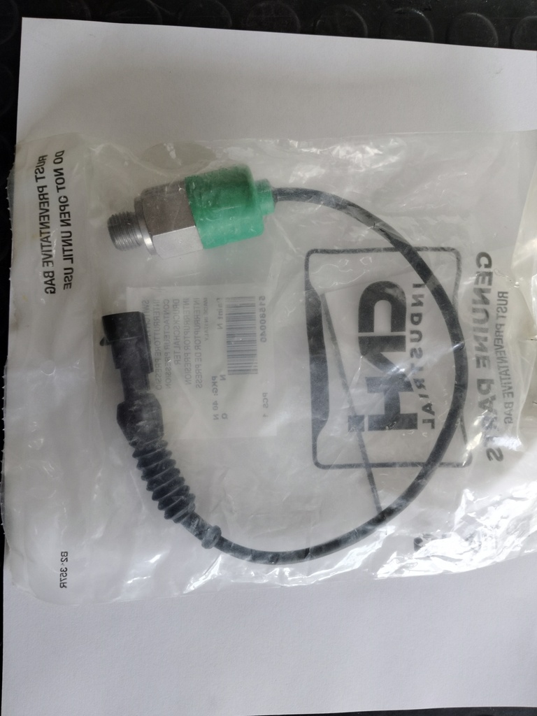 SENSOR DE PRESION PARA CASE 590SN 87705716