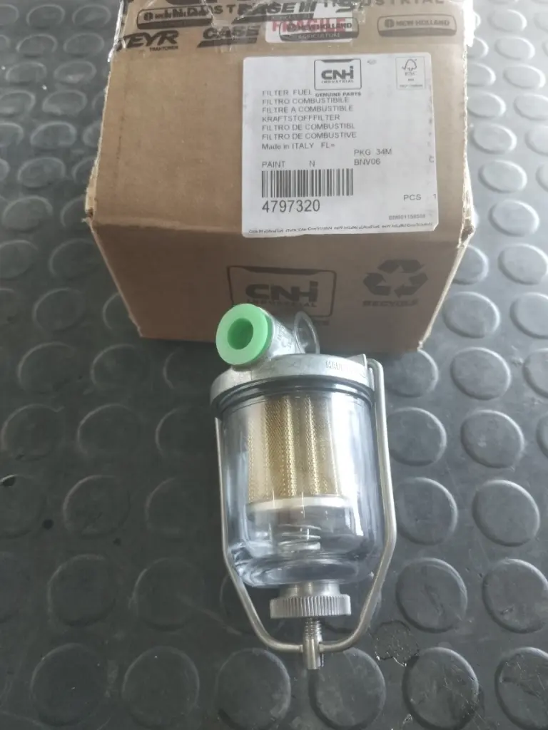 PORTAFILTRO Y FILTRO CEDAZO PARA CASE CX220C 4797320