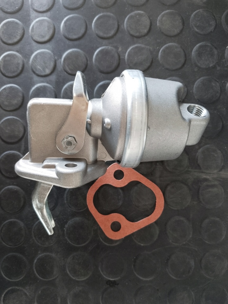 BOMBA CEBADORA PARA CASE 84142216