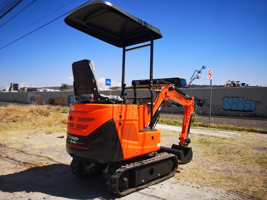 2025 MINIEXCAVADORA FURD FWJ-1000 MOTOR: KOOP KD192F 1 CIL. DIESEL (10HP) ,BOMBA HIDRÁULICA DE ENGRANES, AUX HIDRÁULICO PARA IMPLEMENTOS, PALA TOPADORA, ORUGRAS DE HULE, CUCHARÓN DE 40 CMS. PESO OPERATIVO: 1,000 KGS. (EQUIPO NUEVO SIN GARANTÍA).