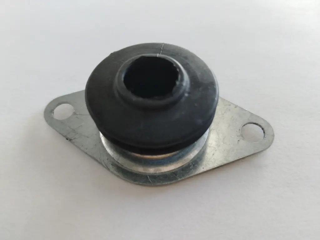 KIT DE CUBREPOLVO PARA BANCO KOMATSU 844200427