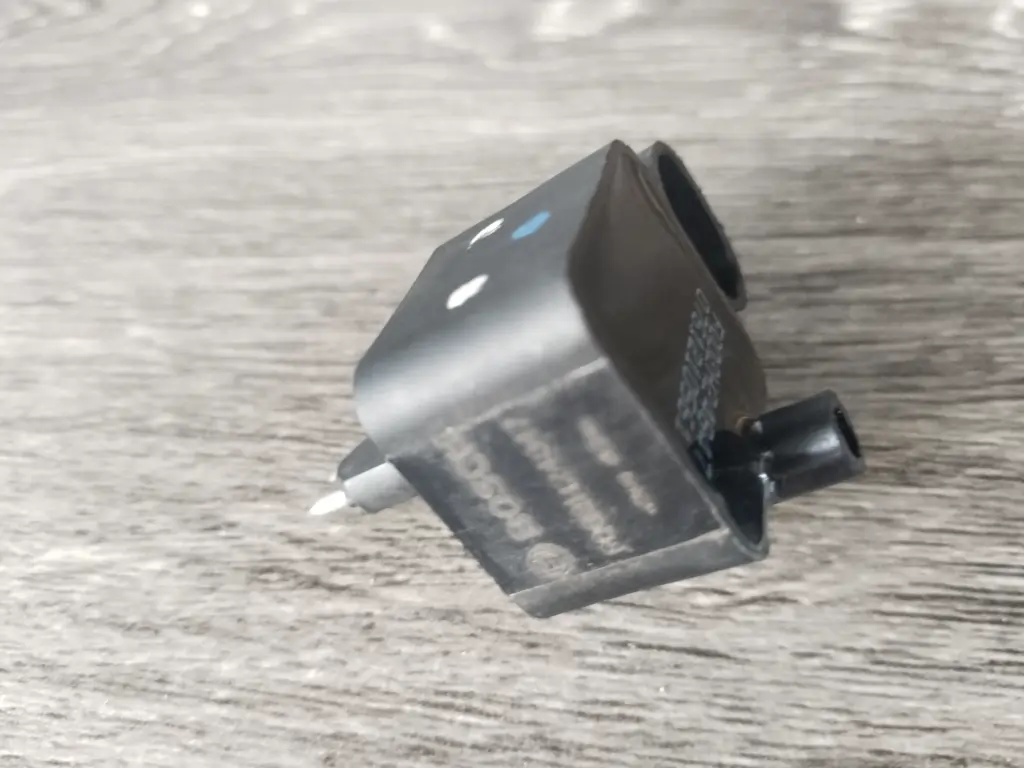 SENSOR DE COMBUSTIBLE PARA VOLVO SD110C VOE54820711