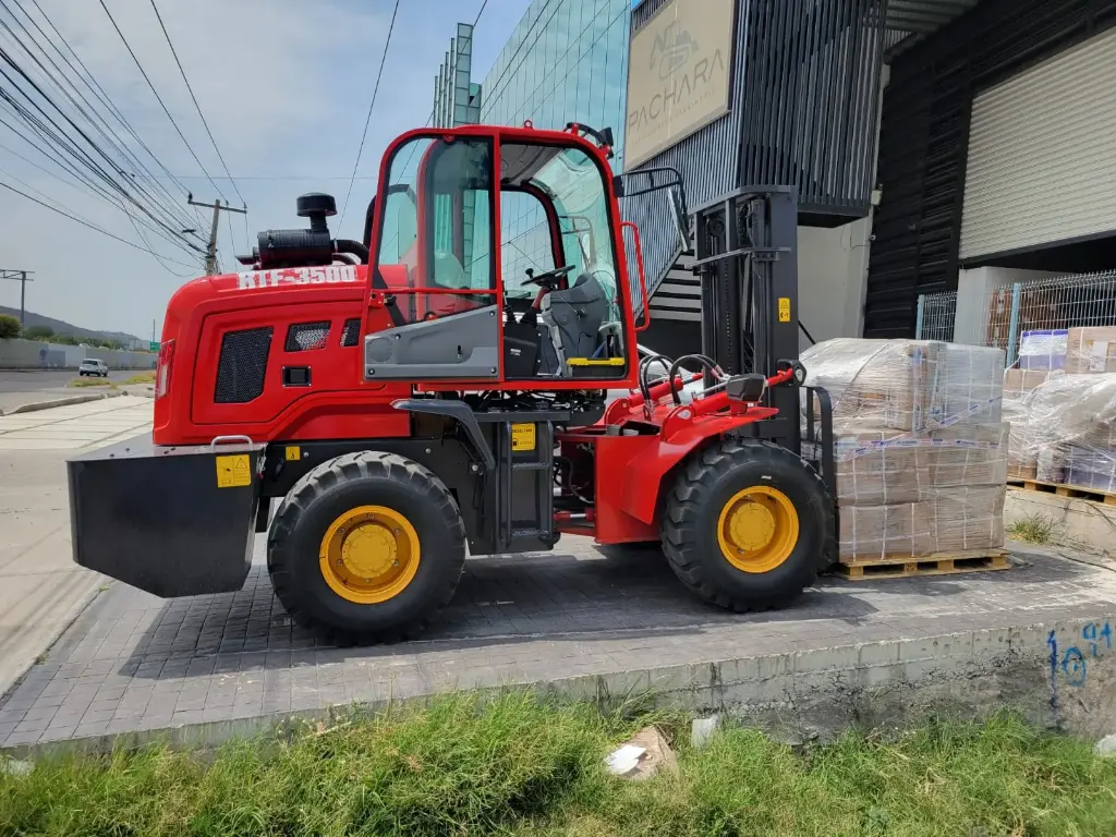 2025 MONTACARGAS TODOTERRENO KUL RTF-3500 7700 LBS 4x4 (NUEVO) MOTOR HUI CHAI  4 CIL DIESEL 56HP  MASTIL 2 ETAPAS MAX ALTURA 3 MTS., CABINA CERRADA CON VENTILADOR.  PESO OPERATIVO: 4,500 KGS.(EQUIPO NUEVO SIN GARANTÍA)