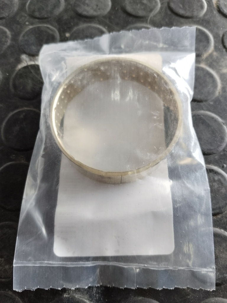 BUJE DE CONVERTIDOR PARA JOHN DEERE 310E/G T164665