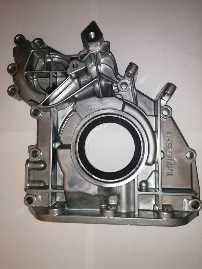 BOMBA DE ACEITE DE MOTOR PARA VOLVO BL60 D4D VOE20581867