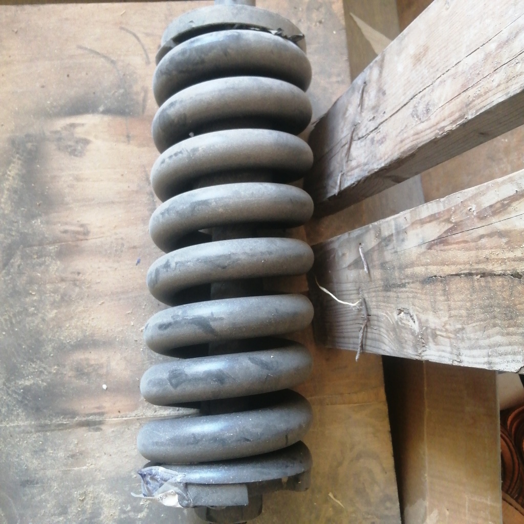 RESORTE TENSOR PARA JOHN DEERE 200CLC 9186437