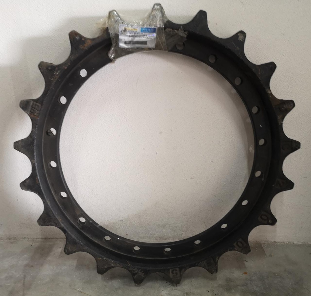 SPROCKET EXCAVADORA KOMATSU PC200-6 TODA SERIE 20Y-27-11581