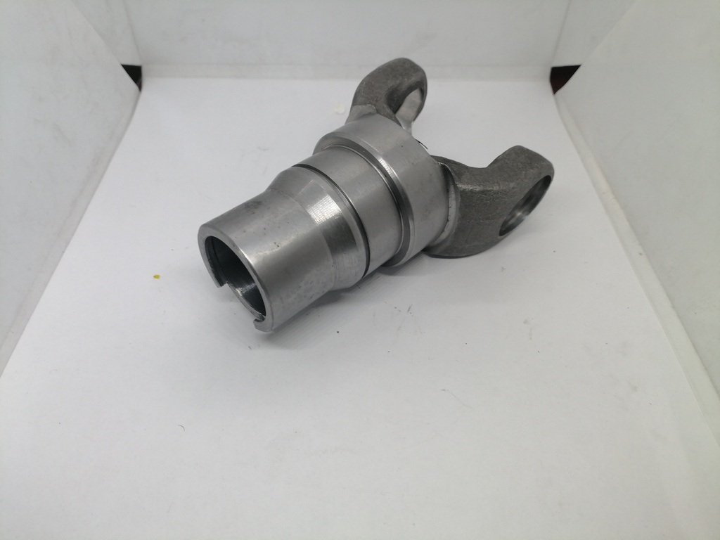 YUGO DE MANDO FINAL 4X4 PARA JOHN DEERE T153720