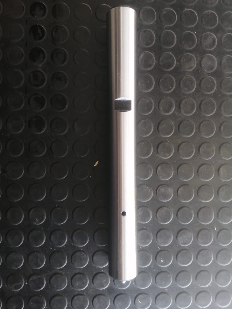 PERNO DIRECCION EJE DELANTERO 4X2 PARA JCB 120/30001