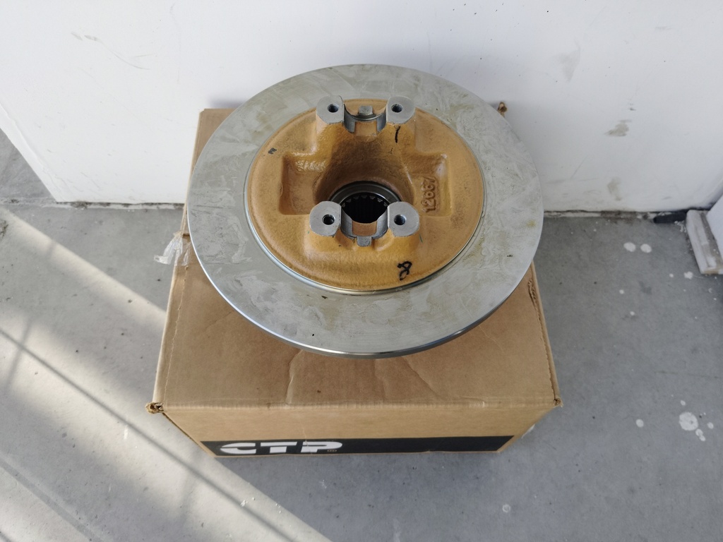 YUGO Y DISCO DE PARKING PARA CATERPILLAR 416E 2161600