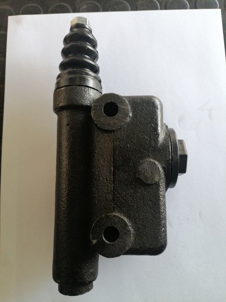 BOMBA DE FRENOS PARA CASE 580C L25419