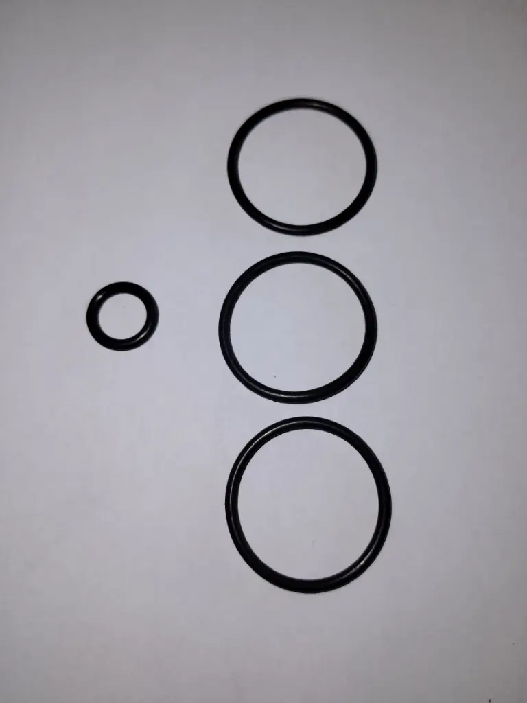 KIT SELLOS SECCION BANCO DE VALVULAS PARA KOMATSU WB140-2N (entre cuerpos) 844200413