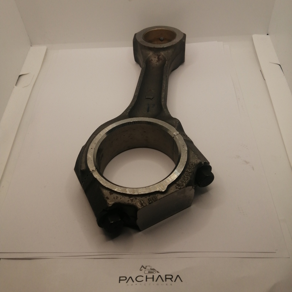 BIELA PARA CASE 770EX (incluye buje) 504099913