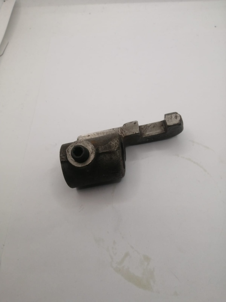 OREJETA PARA CATERPILLAR  416B 7T3103