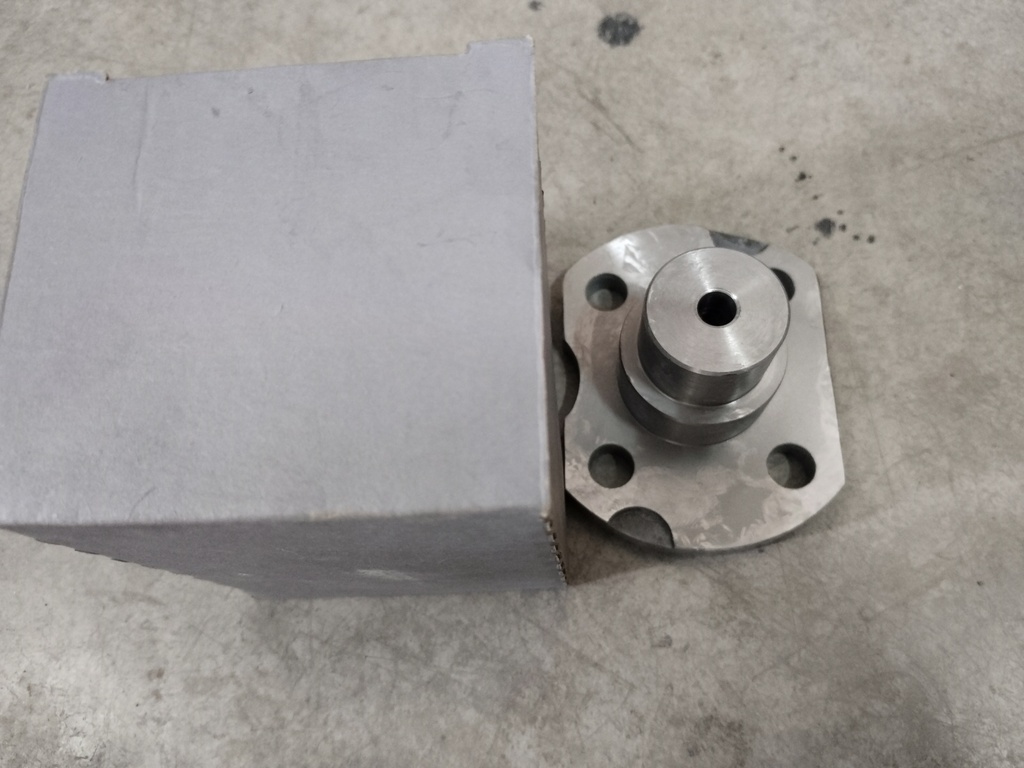 PIN EJE DELANTERO 4X2 PARA JOHN DEERE RE57471