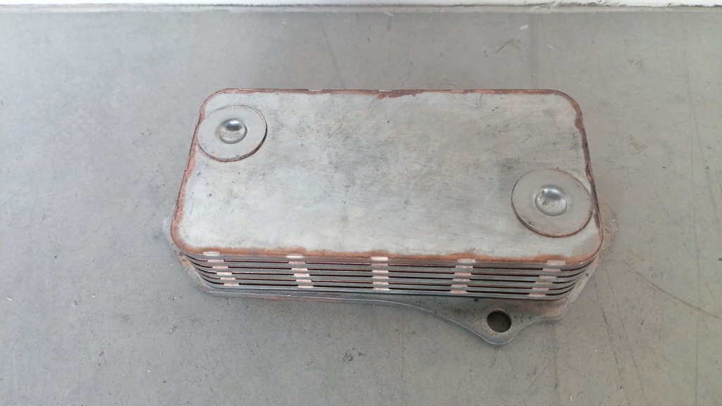 ENFRIADOR DE ACEITE 6 PLACAS JCB  320/04328