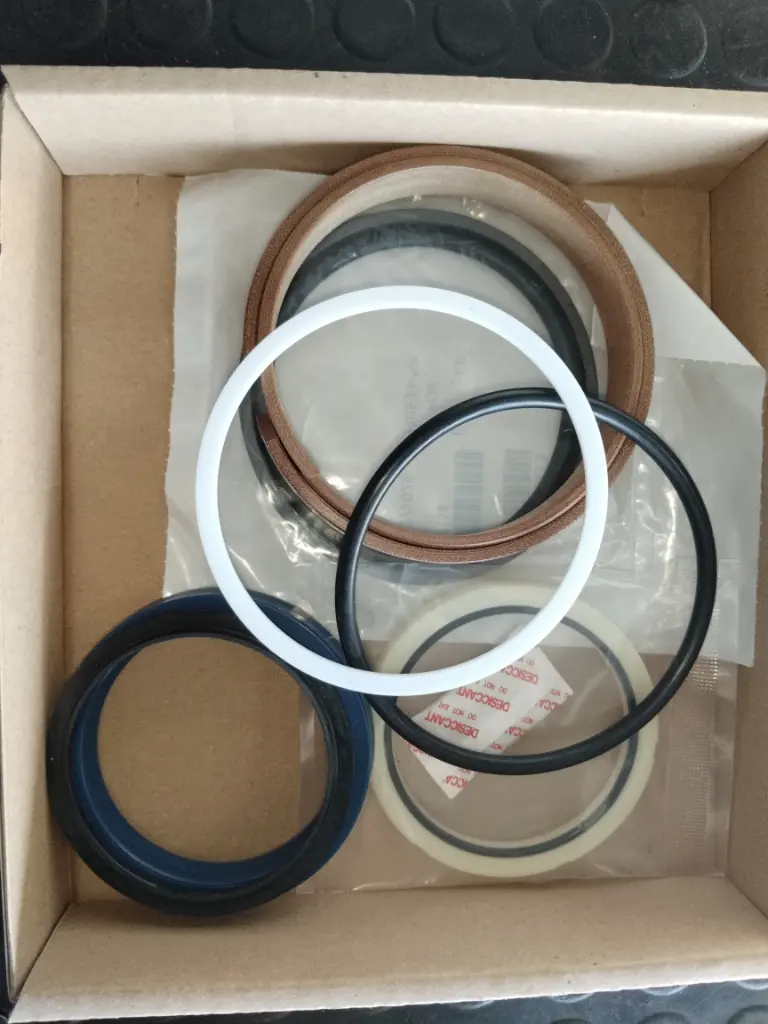 KIT DE SELLOS 65X100 ARRASTRE PARA TEREX 760B  6194628M91 WIPRO 6194628M91