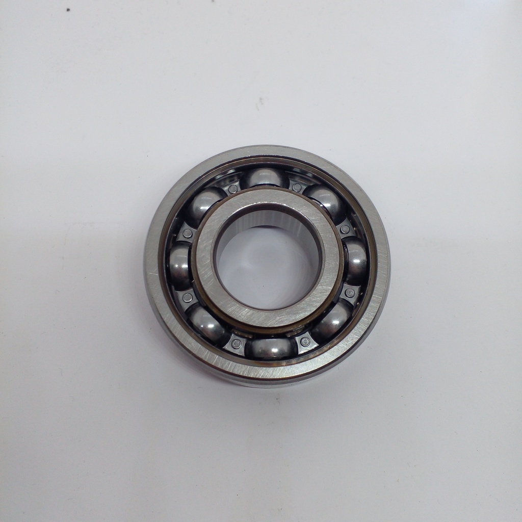 BALERO DE CLUTCH PARA CHAMPION VOE7011024