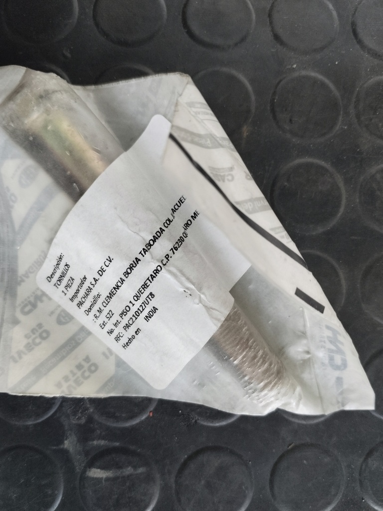 TORNILLO DE ALTERNADOR 15541621