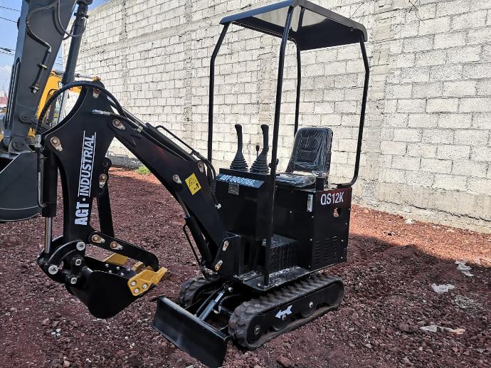MINIEXCAVADORA 2023 AGT INDUSTRIAL QS12K