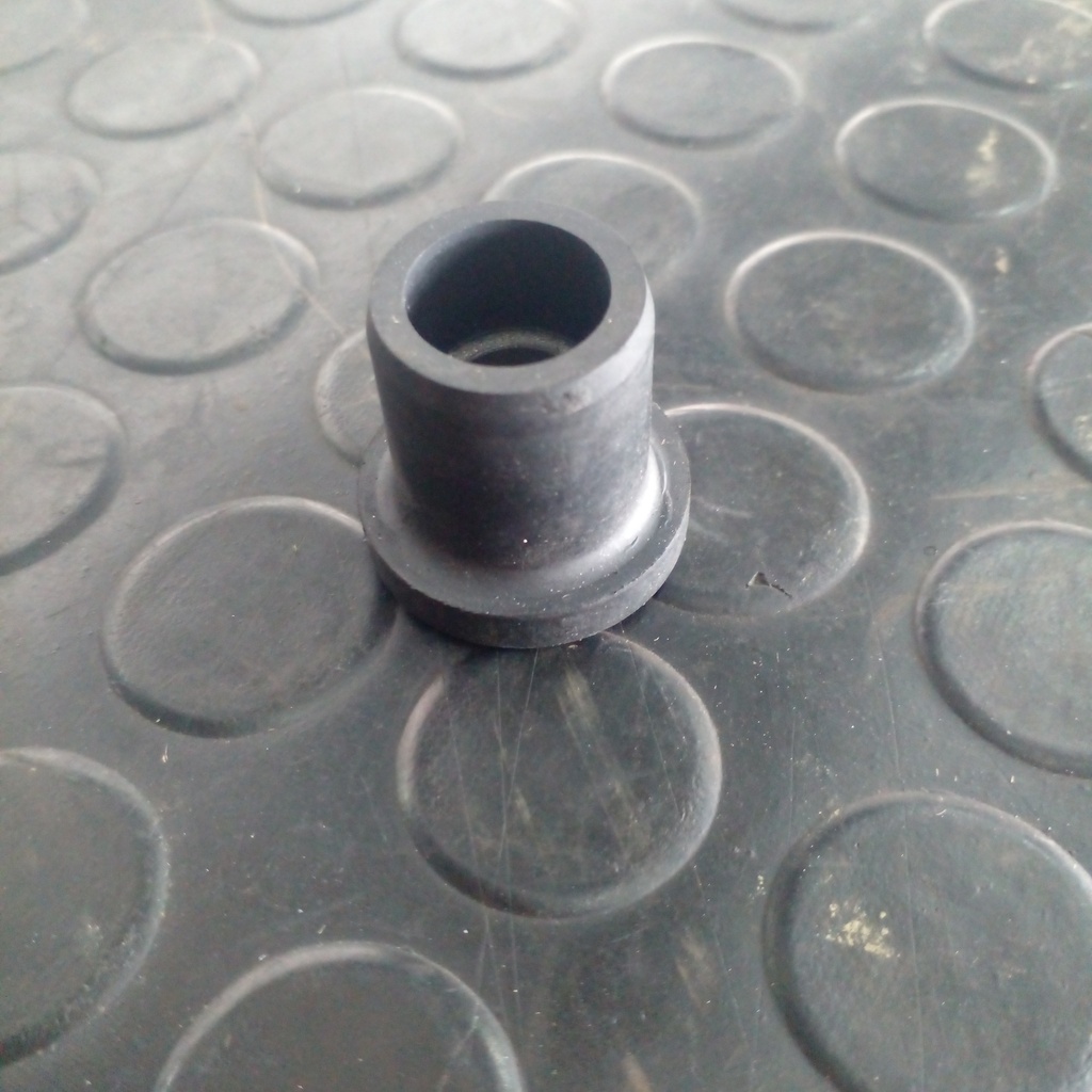 TACON DE RADIADOR PARA CASE D52276