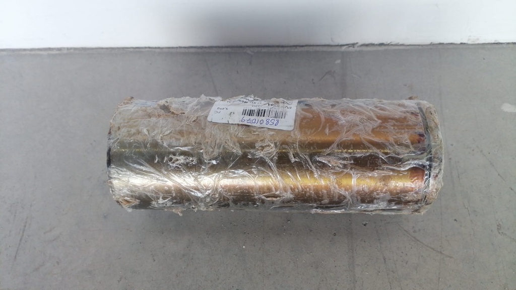 PERNO INFERIOR SILLA-CHASIS CASE 770EX 85801079