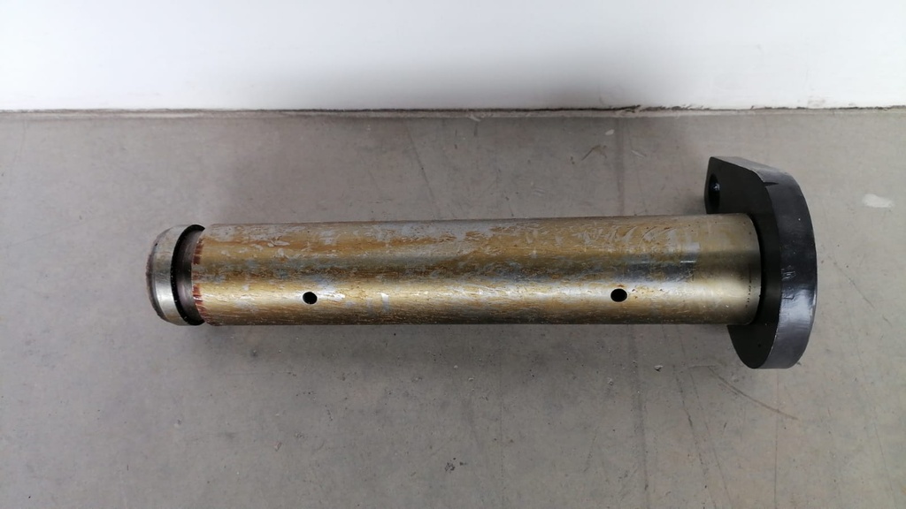 PERNO DE BOOMERANG PARA VOLVO BL60 VOE11882533