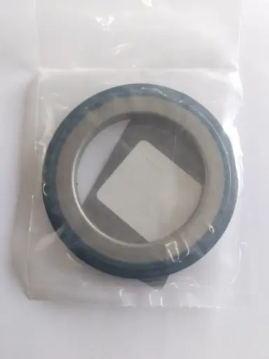 [AR26480-T] RETEN PARA EJE DELANTERO JOHN DEERE 310G 4X2 AR26480