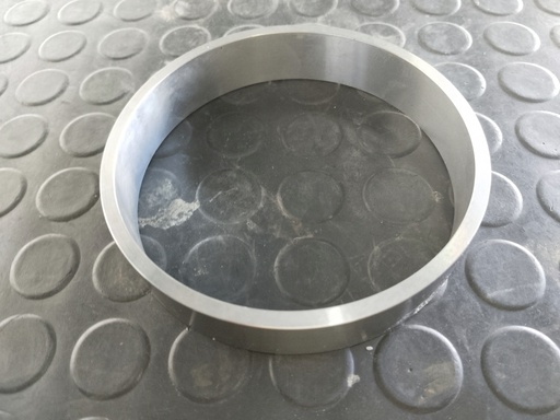 [87708447-E] ESPACIADOR PARA CASE 87708447