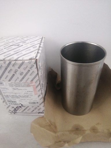 [84211486 04803030W] CAMISA DE MOTOR PARA CASE 770EX 851EX 84211486