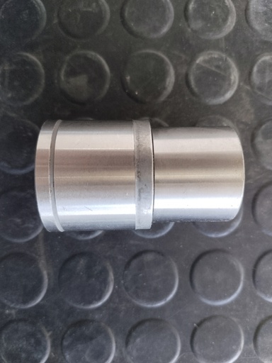 [84299880-T] PERNO PARA CASE 84299880