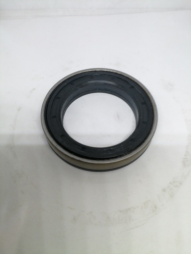 [AL79951-CTP AT533738] RETEN DE YUGO LATERAL PARA JOHN DEERE 310J 4X4 AL79951