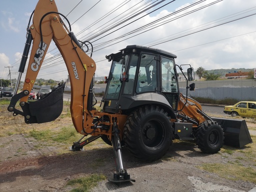 [RCASE-08] 2025 RETROEXCAVADORA CASE 570SV 4WD NUEVA. MOTOR FPT 4 CIL TURBO S8000 (97HP) INYECCIÓN MECÁNICA, TRANSMISIÓN POWERSHUTTLE TLB1 CARRARO 4X4, BOMBA HIDRÁULICA CNH DE ENGRANAJES, KIT HIDRÁULICO, ESTABILIZADORES TIPO AMERICANO, CUCHARÓN DELANTERO 1M3, CUCHARÓN TRASERO 24 PULG, CABINA ROPS/FOPS CERRADA CON A/C. (1 AÑO DE GARANTÍA)