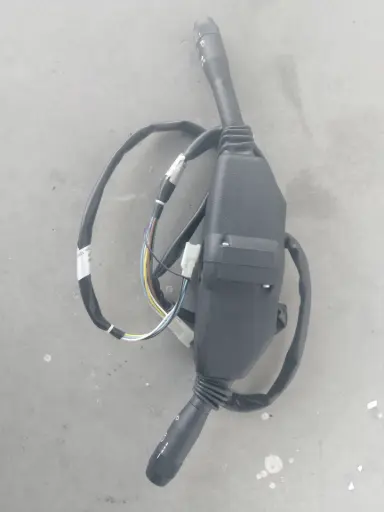 [90475100-O 47815995] PALANCA CONTROL DE TRANSMISION PARA CASE 770FX 47815995 90475100