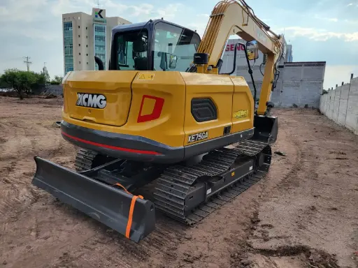 [EXC-18] 2026 EXCAVADORA XCMG XE75GA 7.7 TONS. (NUEVA) MOTOR KUBOTA V2607 4 CIL. TURBO (57HP), BOMBA HIDRÁULICA DE ÉMBOLO 164 L/MIN, PALA TOPADORA, ORUGAS METÁLICAS, KIT HIDRÁULICO, CABINA CERRADA CON A/C. (1 AÑO DE GARANTÍA).