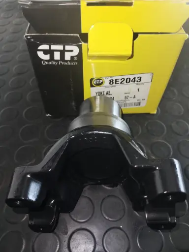 [8E2043] YUGO DE TRANSMISION PARA CATERPILLAR 416B 8E2043