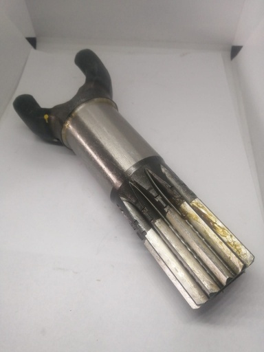 [877101698-OEM  048726] FLECHA YUGO PARA CASE 580SM 3 877101698