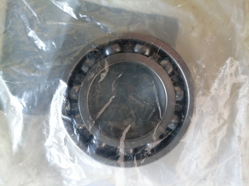 [87429983-T 451590R91] BALERO DE TRANSMISION PARA CASE 580M 2 87429983