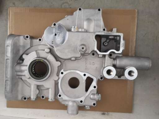 [RE539047-O] CUBIERTA DE DISTRIBUCION CON BOMBA PARA JOHN DEERE RE539047