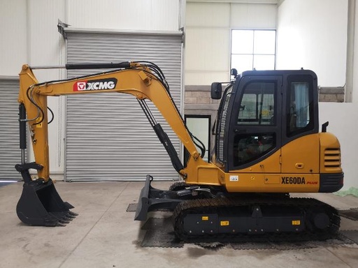 [MEXC-02] 2023 XCMG XE60DA Mini Excavadora (Nueva) / Motor Yanmar 4TNV94L 49HP  Cabina, Aire Acondicionado, Brazo de 5 ft 2 in, Cuchilla, Zapatas Triple de 15.5 in, Cucharon para Roca de 28 in, kit hidraulico