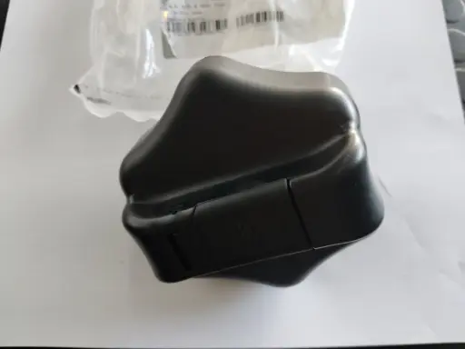 [47569563-O] TAPON PARA CASE 851FX 47569563